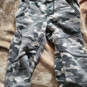 OshKosh B'gosh Gray Camo Jogger Pants